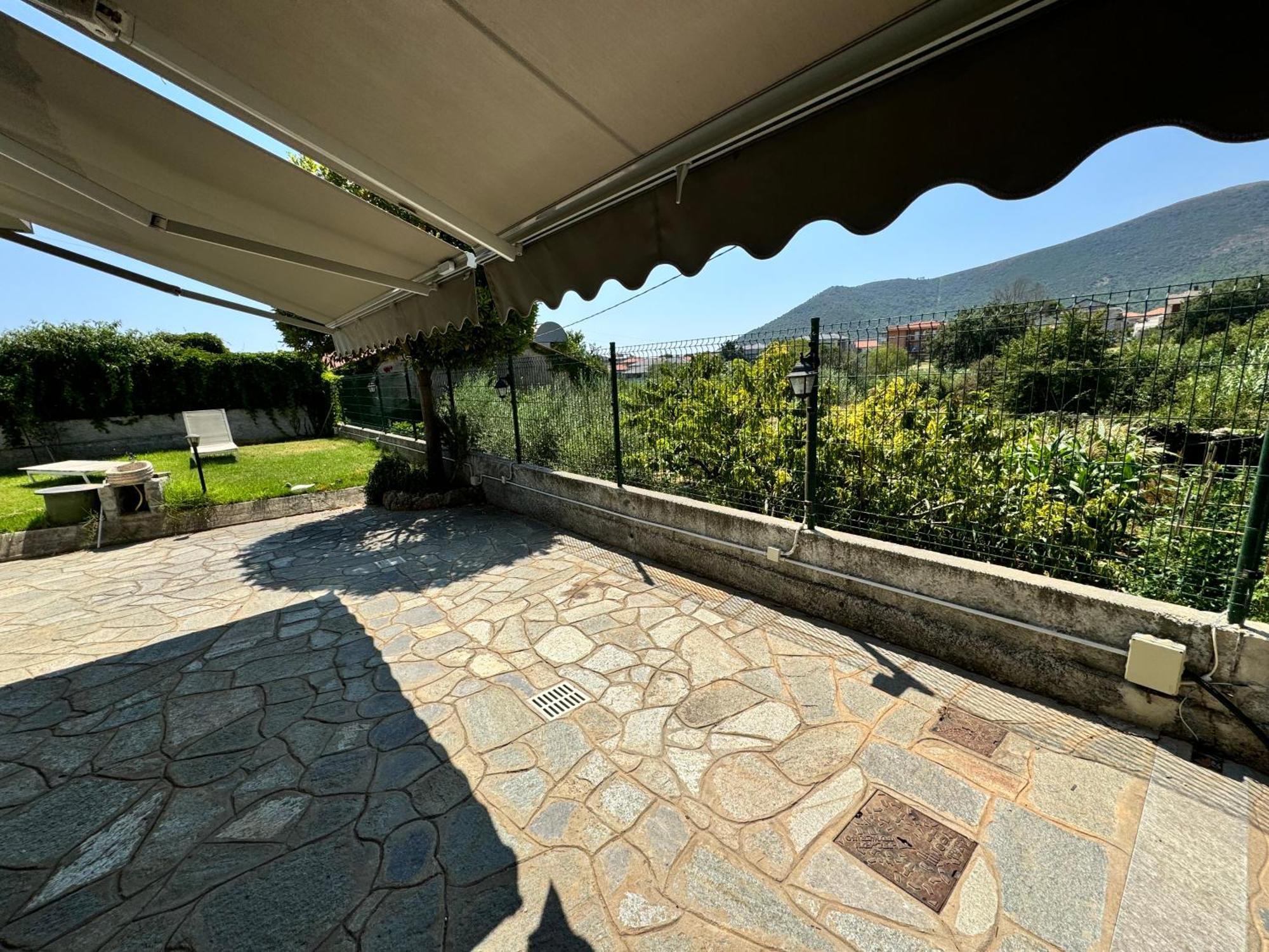 L'11 Affittacamere Borghetto Santo Spirito Exteriör bild